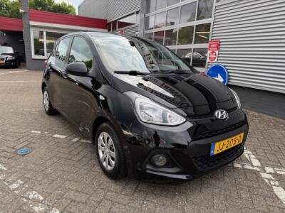 Hyundai-i10-3